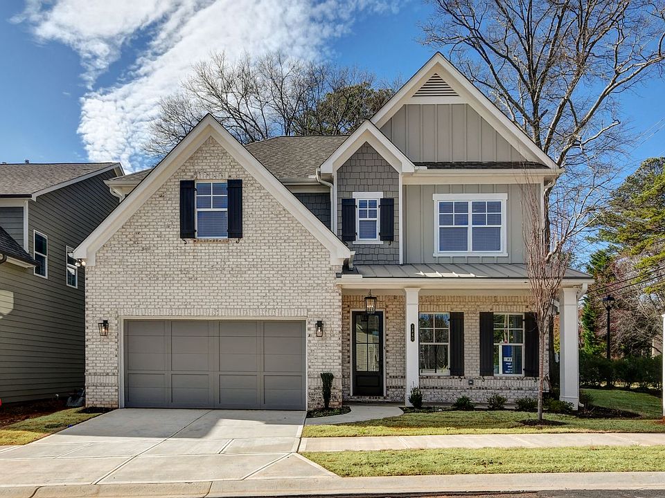 The Bannister at Twelve Oaks