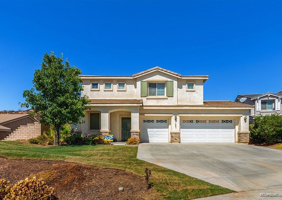 1st image of 31123 Three Oaks Dr