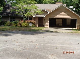 117 Lost Forest Dr, Westminster, SC 29693