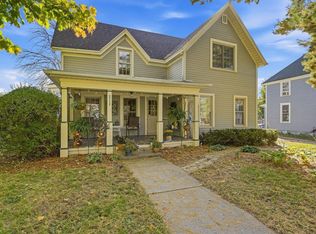 212 6th St E, Northfield, MN 55057