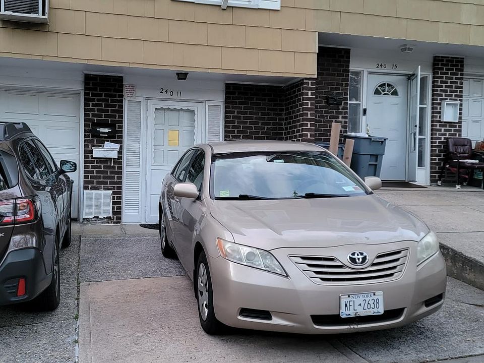 1st image of 24011 68th Ave