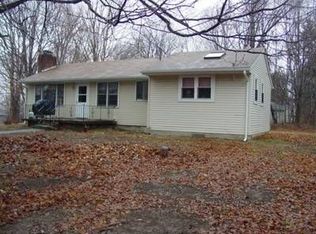 4 Country Ln, Cornwall, NY 12518