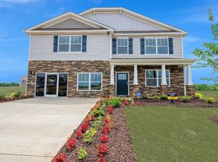 5200 Pratt Dr, Boiling Springs, SC 29316