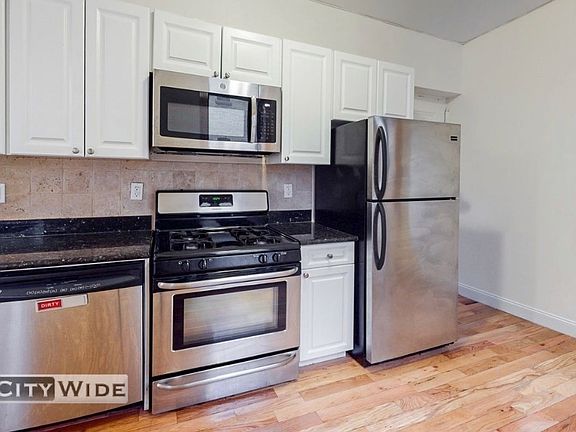 4th image of 935 Saint Nicholas Ave APT 3