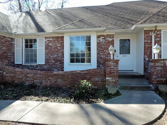 2nd image of 3251 S Glenhaven Ave