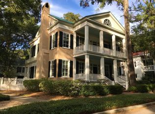 46 Newpoint Rd, Beaufort, SC 29907