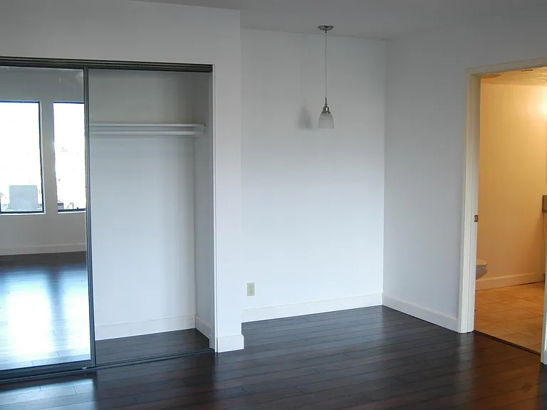 1425 Columbia Dr — Photo 14