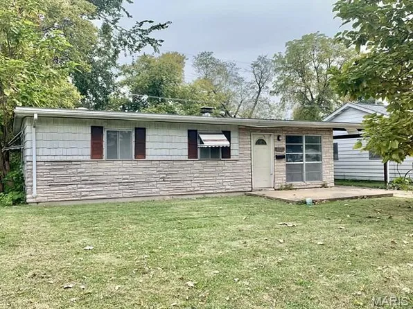 905 E 5th St, Cahokia, IL 62206