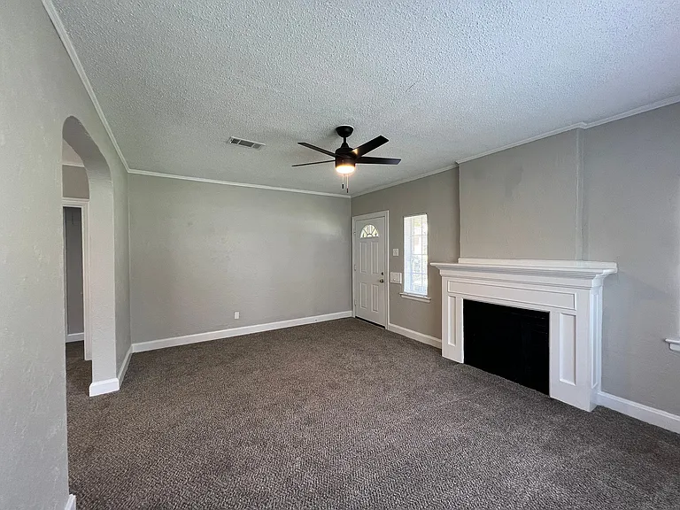 904 Maury St — Photo 4