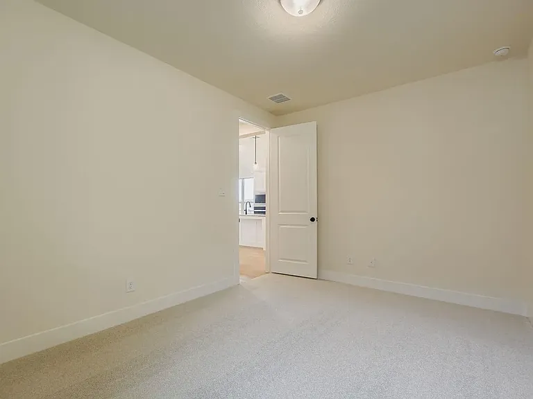 838 Stone Grove Rd — Photo 13