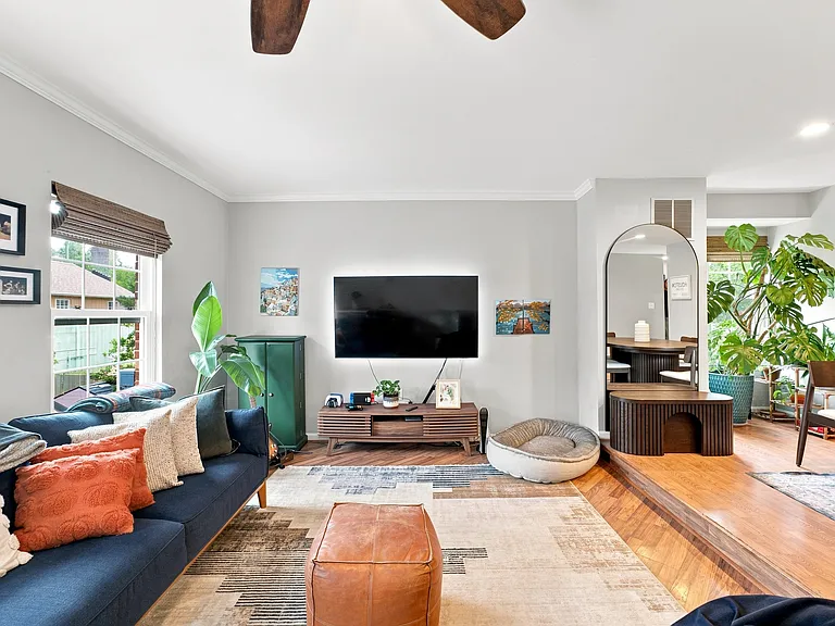 500 Beacon Dr — Photo 4