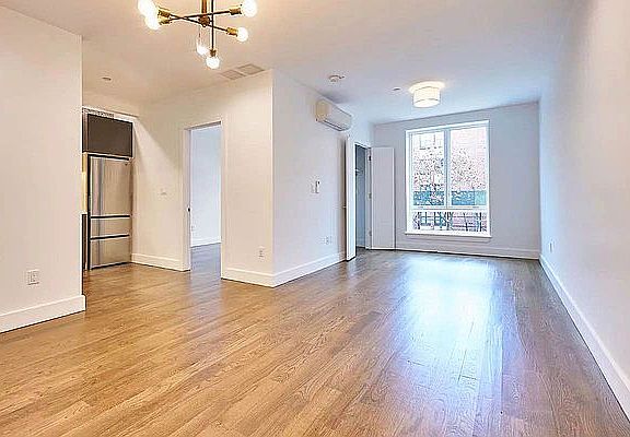 2nd image of 484 Gates Ave #4L