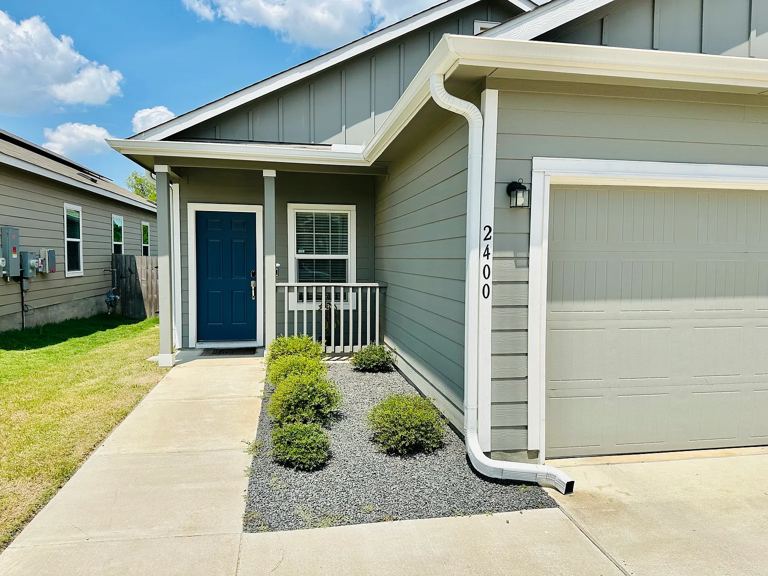 4 bed, 1606 sqft, $2,050 — Photo 2