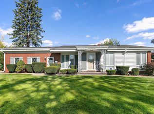 393 E Park Ave, Elmhurst, IL