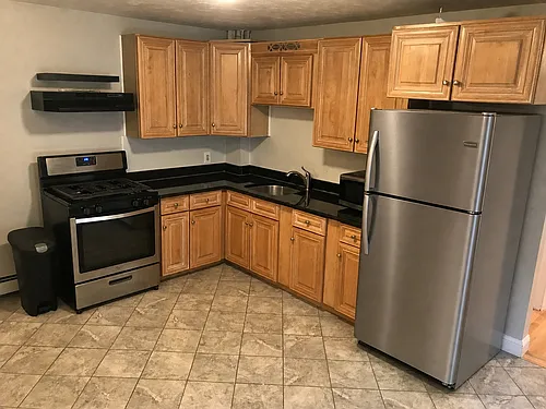 32 Phillips St #1 Photo 1