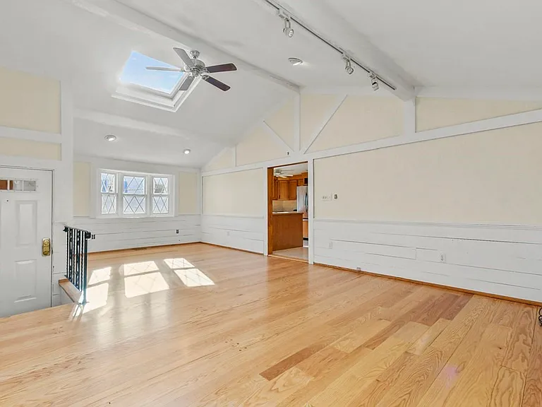 72 Cambridge Rd #2 — Photo 9