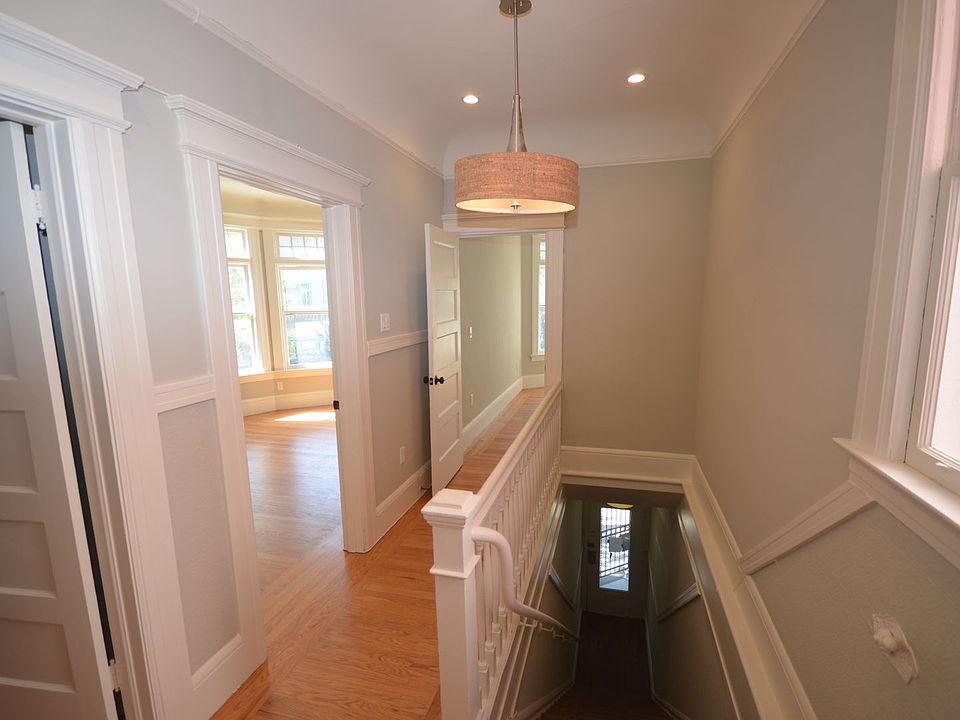 1st image of 2317-2335 Market St #2333
