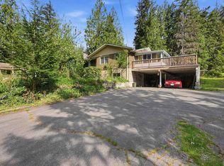 28595 Dewdney Trunk Rd, Maple Ridge, BC V2W 1M1