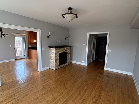 5th image of 5724 N Mozart St APT 2A