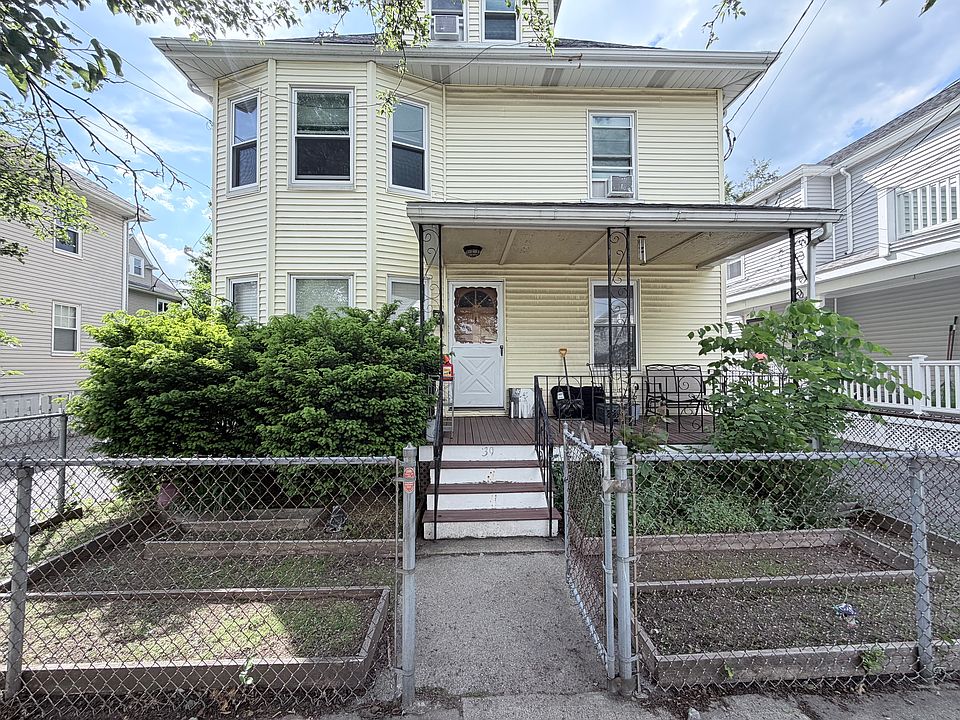 1st image of 39 Manning St