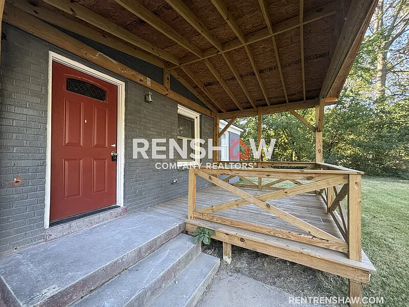 3 bed, 2.0 bath, 1552 sqft, $1,300 — Photo 3
