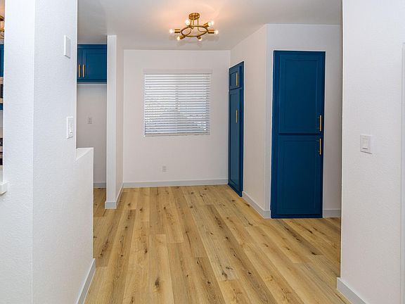 3rd image of 1056 Belmont Ave APT 302