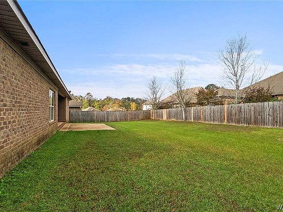 3rd image of 320 Turtle Bay Cir
