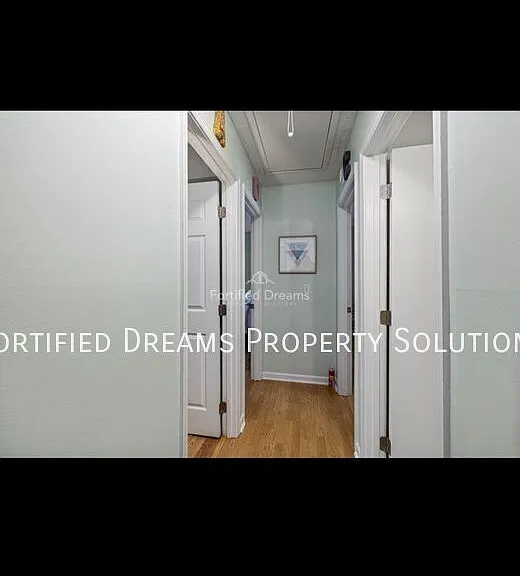 5804 Hadrian Dr — Photo 5