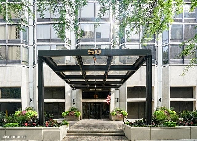 1st image of 50 E Bellevue Pl APT 706