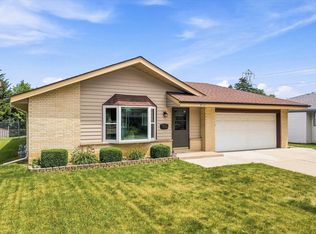 6112 S Indiana AVENUE, Cudahy, WI 53110