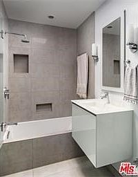 5th image of 2525 14th St APT 5