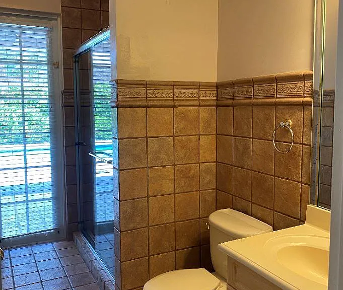 pool bathroom
