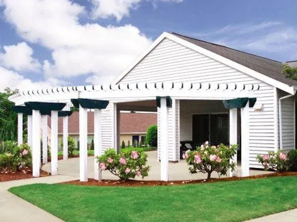 Steeple Chase Apartments