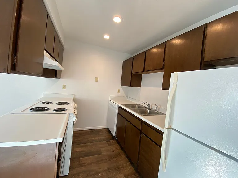 Centennial Pines Apartments! — Photo 14