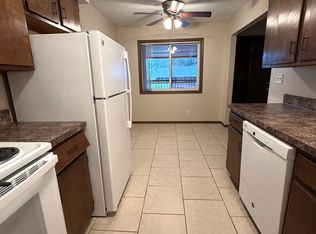 1842 Knox St #30, Lincoln, NE 68521