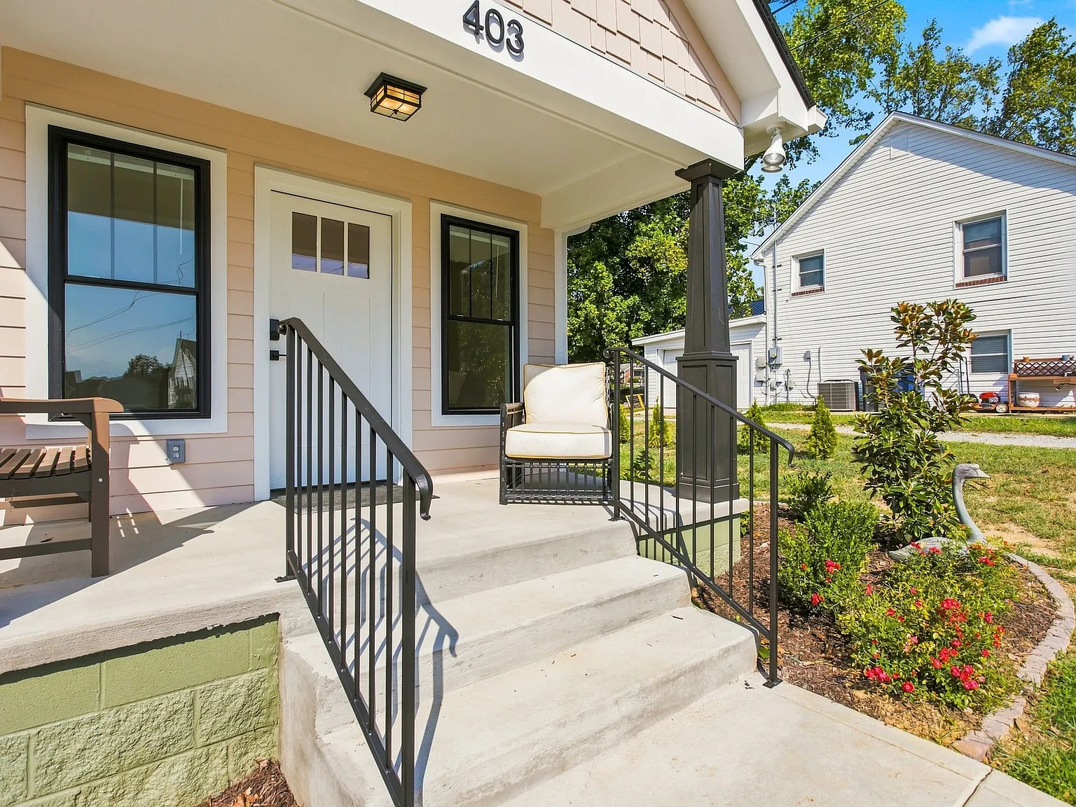 413 4th Ave ADU — Photo 2