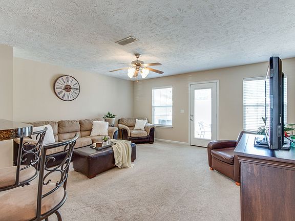 5th image of 2120 Victory Gallop Ln