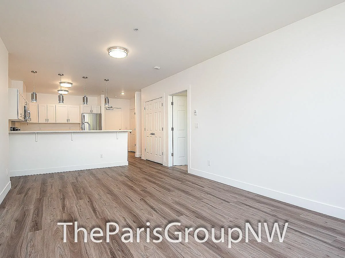 1 bed, 739 sqft, $1,650 — Photo 3