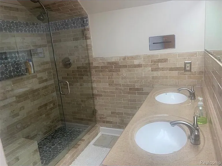 1026 Key West Dr — Photo 7