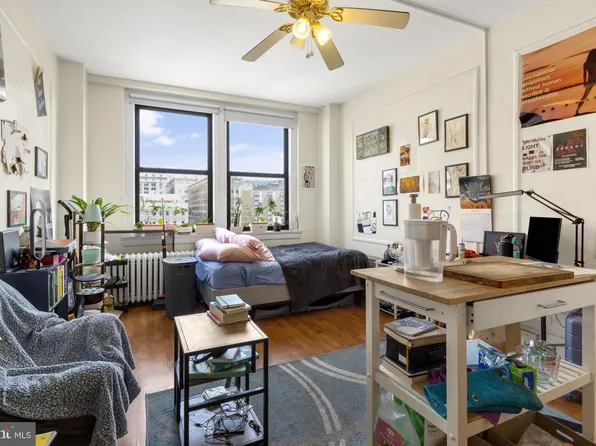 1324 Locust St APT 1409, Philadelphia, PA 19107