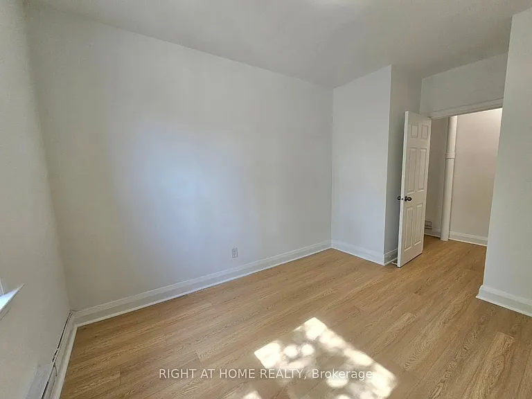 1316A King St W #2 — Photo 9