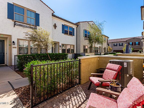 4th image of 2661 S SULLEY Drive #106