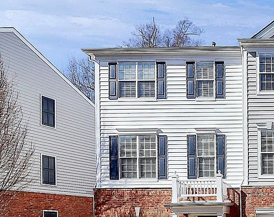 2nd image of 2940 Castleberry Ct
