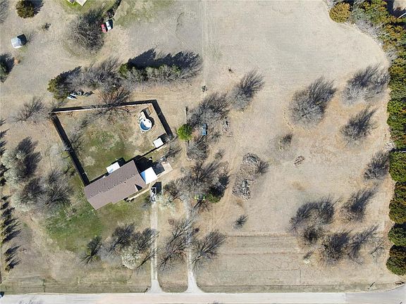 2nd image of 19101 Cleaton Dr