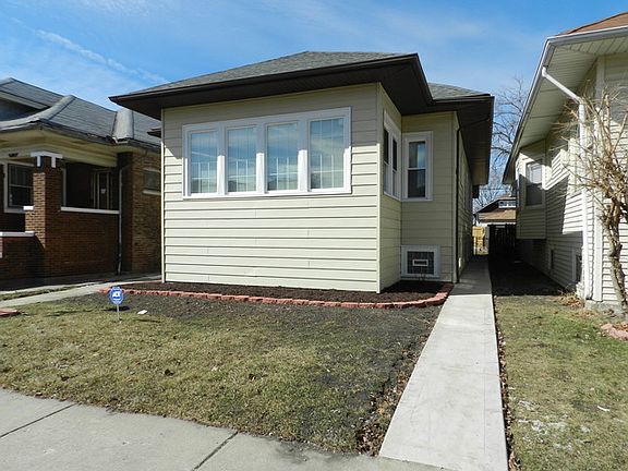 2nd image of 1432 N Menard Ave