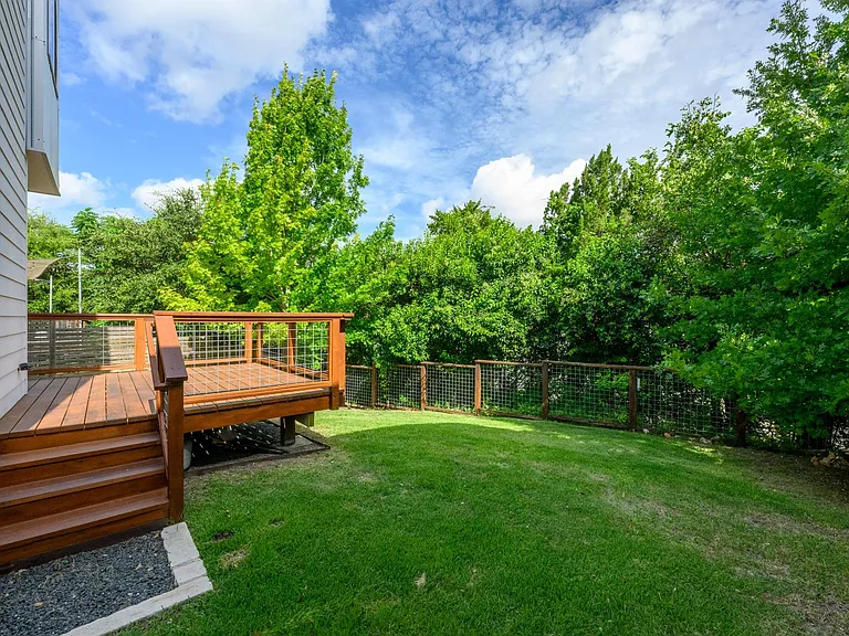801 N Bluff Dr #17 — Photo 27