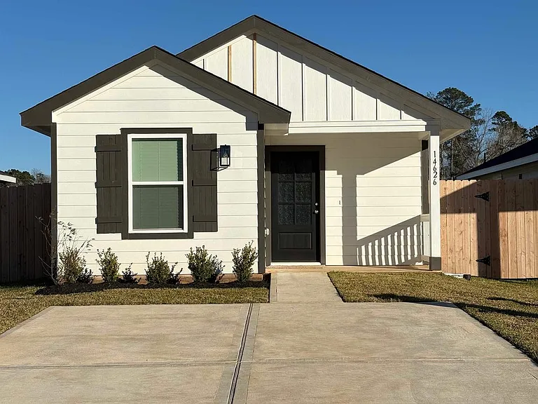 14626 New Village Dr — Photo 1