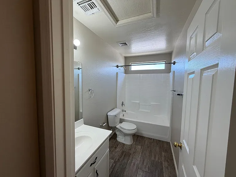 3049 W Santa Cruz Ave — Photo 7