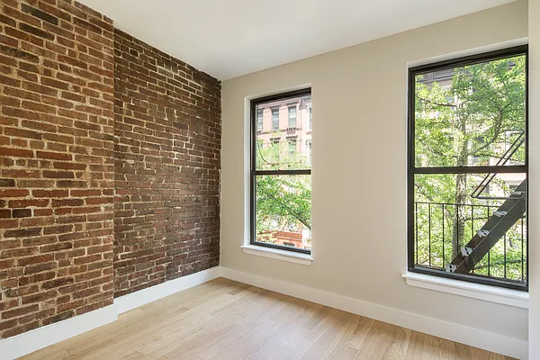 Rented by Corigin Management | media 13