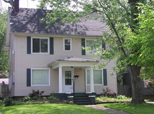 3150 Sycamore Rd, Cleveland Heights, OH 44118